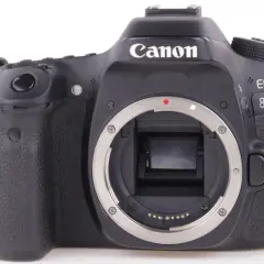 Canon lustrzanka 2026: Wciąż warto? Wybierz model i oszczędź!