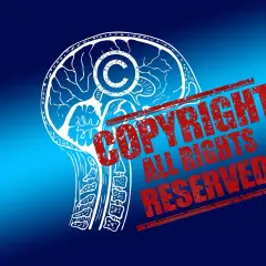 Stylizowany mózg z symbolem © i czerwonym stemplem "COPYRIGHT ALL RIGHTS RESERVED" podkreśla prawa autorskie do zdjęć.
