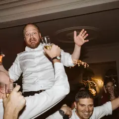 Pytania do fotografa ślubnego: Wybierz idealnego bez stresu!