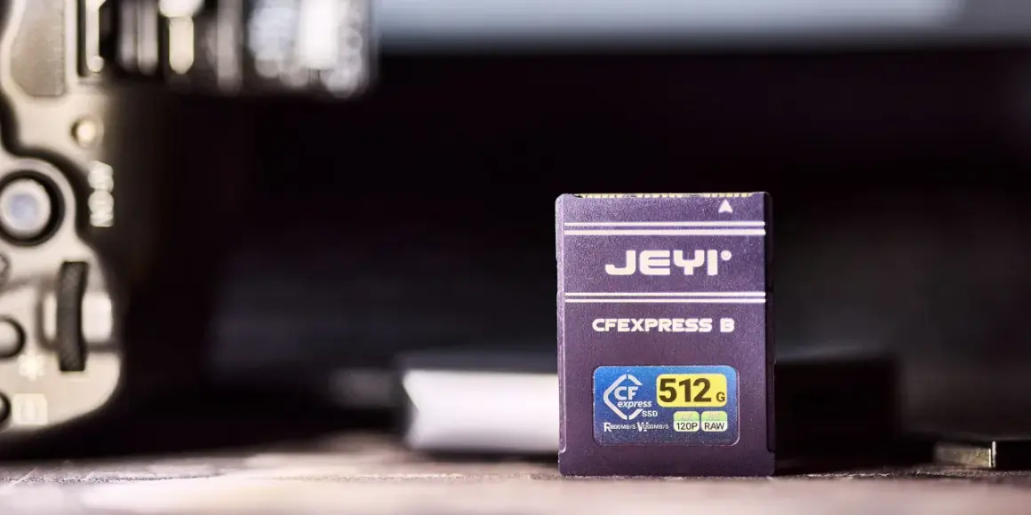 Karta pamięci JEYI CFexpress Type B 512 GB, gotowa do zapisywania materiałów 8K RAW.