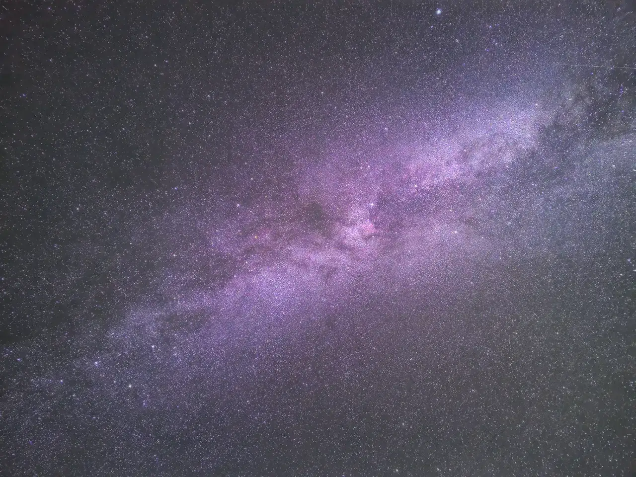 Statyw do telefonu i akcesoria do astrofotografii mobilnej